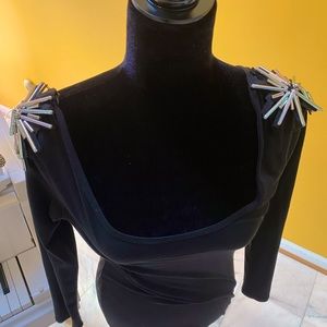 Shoulder starburst tunic